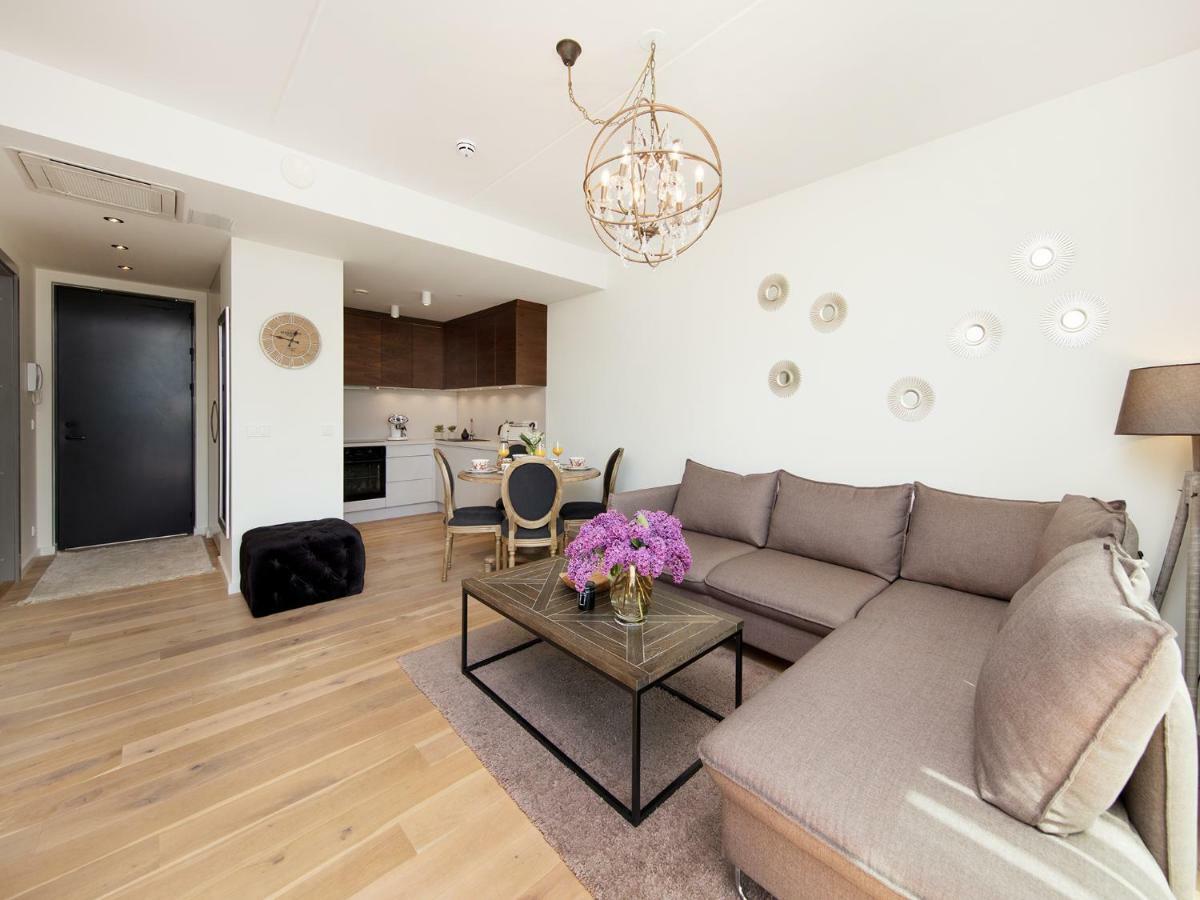 One Apartments Parnu Exterior photo